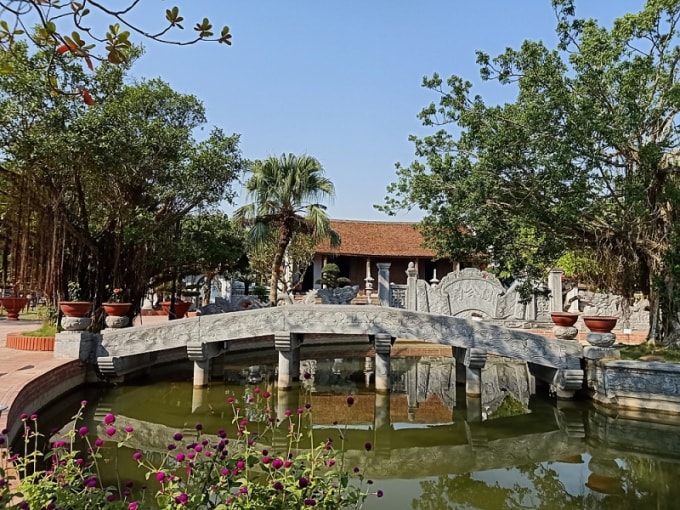 Đền thờ Trạng Trình Nguyễn Bỉnh Khiêm tại thôn Trung Am, xã Lý Học, huyện Vĩnh Bảo được Nhà nước xếp hạng cấp quốc gia năm 1991.