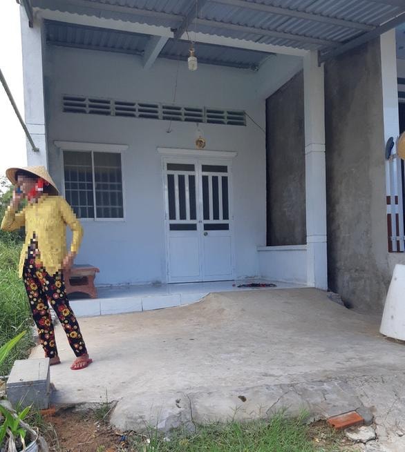 Ngôi nhà của bà Ánh bị bà Tới tạt phân do bà Ánh chậm trả nợ. Ảnh: K.T