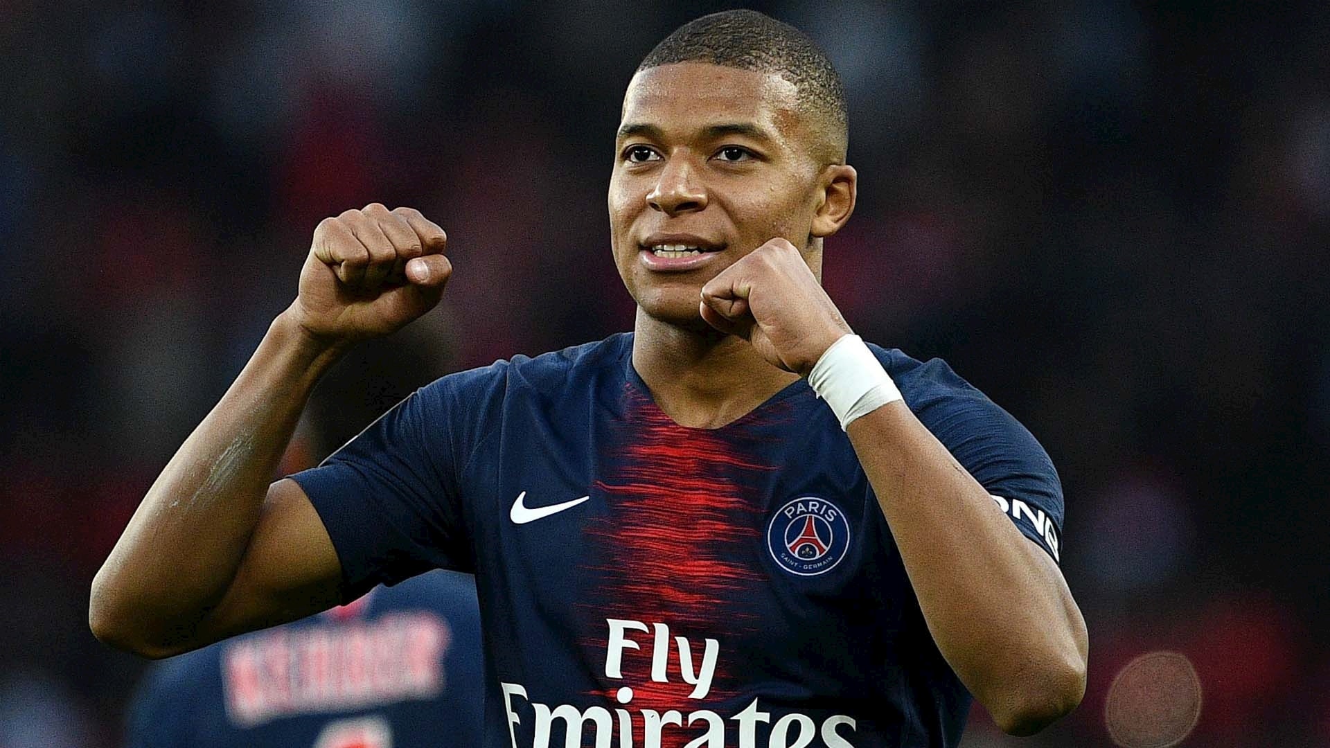 Tiền đạo Kylian Mbappe khẳng định anh sẽ là cầu thủ của PSG ở mùa giải tới. Ảnh: internet.