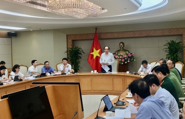 Bộ trưởng Mai Tiến Dũng, Tổ trưởng Tổ công tác của Thủ tướng Chính phủ chủ trì buổi làm việc. Ảnh: VGP
