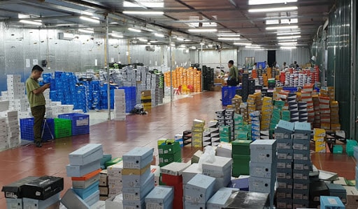 Sẽ xử lý kho hàng lậu rộng hơn 10.000 m2 ở Lào Cai. Ảnh: TL.