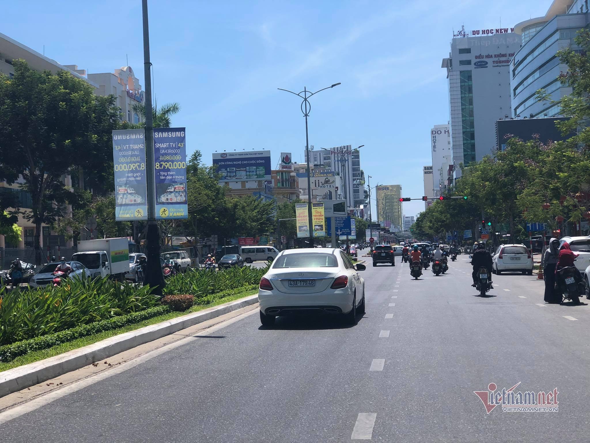 Đường phố Đà Nẵng cũng trở nên vắng lặng. Ảnh: internet.