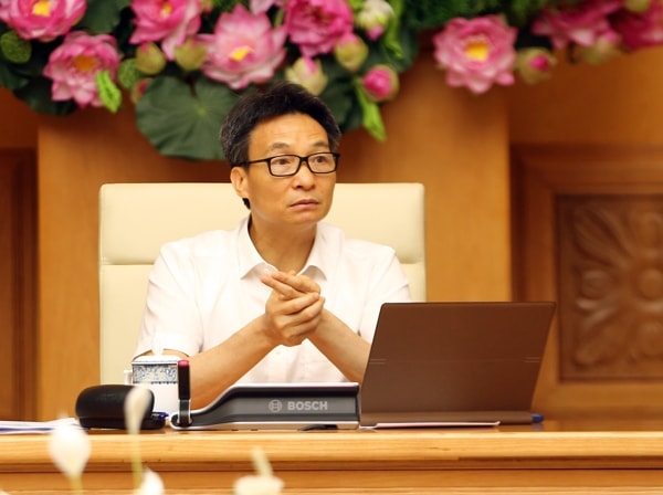 Phó Thủ tướng Vũ Đức Đam phát biểu tại cuộc họp. Ảnh: VGP