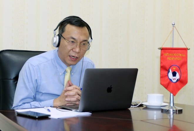 Phó chủ tịch VFF Trần Quốc Tuấn họp trực tuyến. Ảnh: internet.