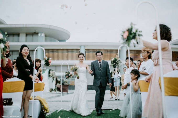 Các cặp đôi có thể trải nghiệm kỳ nghỉ trăng mật tại FLC Quy Nhơn với hàng chục tiện ích cao cấp (Ảnh: Gon Wedding-House).