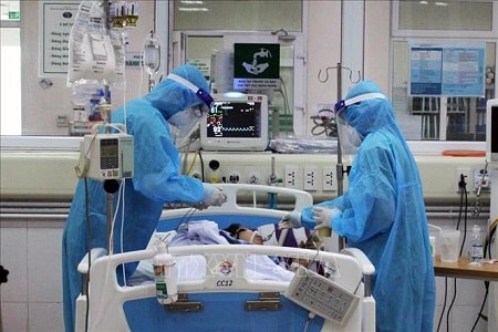 Chăm sóc bệnh nhân Covid-19 (Ảnh minh họa)