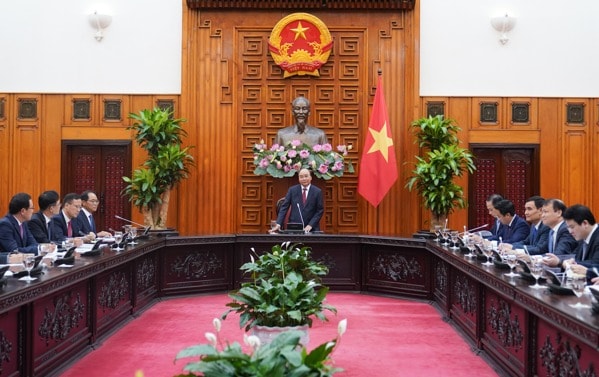 Thủ tướng Nguyễn Xuân Phúc phát biểu tại buổi tiếp đoàn doanh nghiệp Hàn Quốc tại Việt Nam. Ảnh: VGP