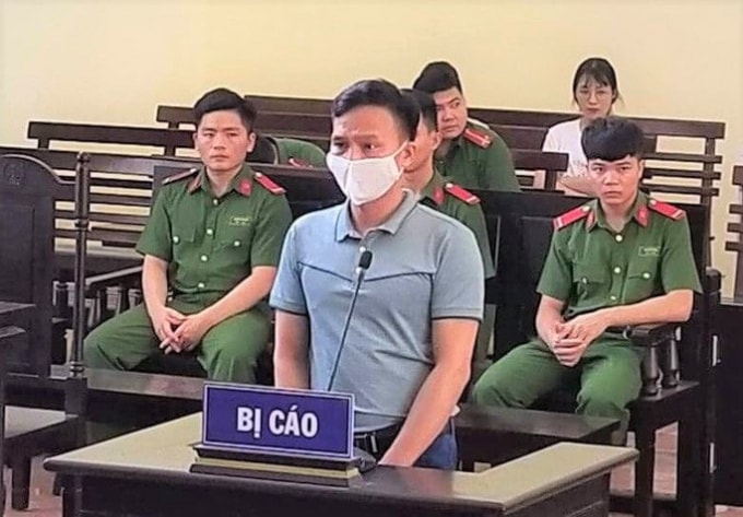 Bị cáo Nguyễn Quang Huy bị tuyên phạt 30 tháng tù treo.