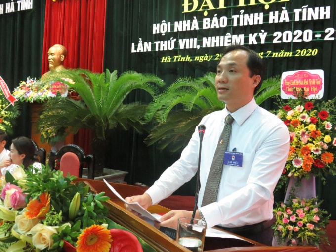 Phó Bí thư Thường trực Tỉnh ủy Hà Tĩnh Hoàng Trung Dũng phát biểu tại đại hội