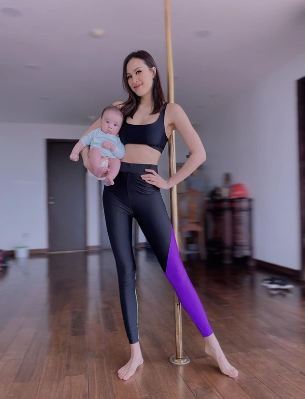 MC Phương Mai trong đồ gym