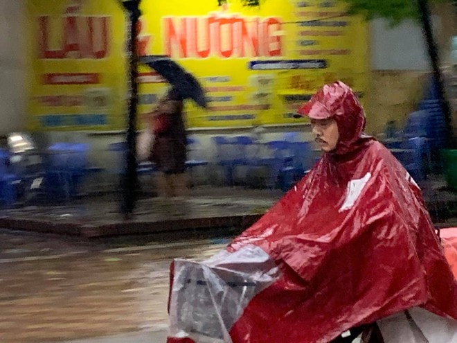 Mưa lớn làm ngập úng một số con phố trên địa bàn thủ đô Hà Nội. Ảnh: internet.