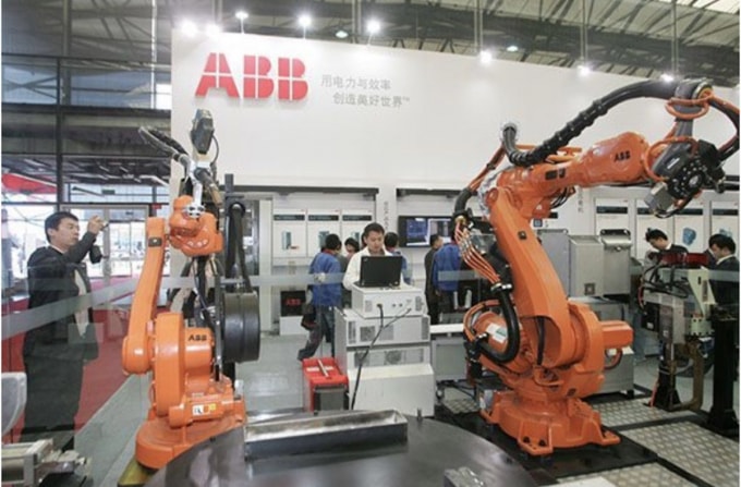 Robot công nghiệp ABB được trưng bày tại Trung Quốc - Ảnh: Pinterest