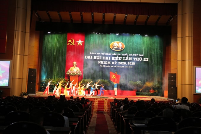 Tổng duyệt văn nghệ chào mừng Đại hội