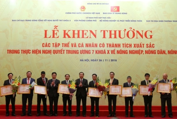 Agribank là một trong số các tập thể được nhận Bằng khen của Thủ tướng Chính phủ vì thành tích xuất sắc trong thực hiện Nghị quyết 26 về