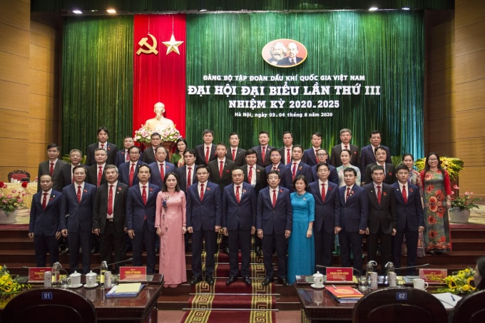 Ban Chấp hành Đảng bộ Tập đoàn khóa III, nhiệm kỳ 2020 - 2025 ra mắt