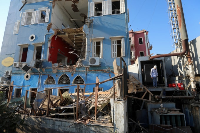 Khoảng 250.000 người mất nhà cửa sau vụ nổ khủng khiếp ở nhà kho ở Beirut, Lebanon - Ảnh: Reuters