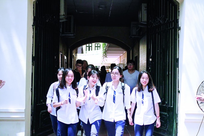 Thi tốt nghiệp THPT 2020 diễn ra trong bối cảnh dịch Covid-19 đang hoành hành nên đặt ra nhiều thử thách cho ngành Giáo dục và Đào tạo. Ảnh: Trinh Phúc