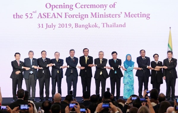 Phó Thủ tướng, Bộ trưởng Bộ Ngoại giao Phạm Bình Minh tham dự Hội nghị Bộ trưởng Ngoại giao ASEAN lần thứ 52 tại Bangkok (Thái Lan), năm 2019