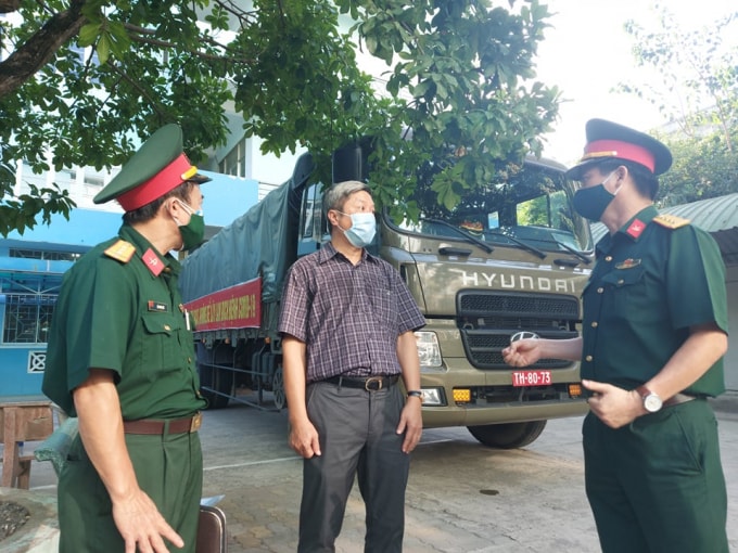 Thứ trưởng Bộ Y tế Nguyễn Trường Sơn đã cảm ơn lực lượng quân đội bao gồm Lữ đoàn 683, 971 và 972 thuộc Cục Vận tải, Tổng Cục Hậu cần, Bộ Quốc phòng (ảnh TL).