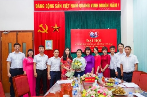 Đồng chí Nguyễn Văn Hường, Phó Tổng biên tập phụ trách được Đại hội bầu dự Đại hội đại biểu Đảng bộ Bộ GTVT lần thứ XIX, nhiệm kỳ 2020 - 2025.