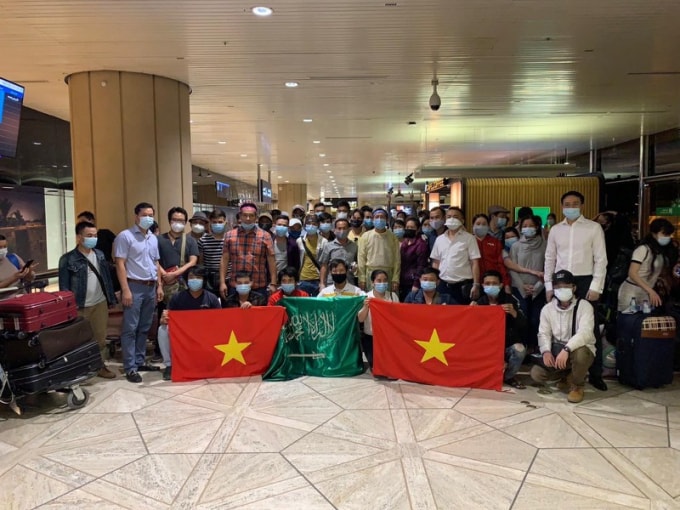 Hơn 270 công dân Việt Nam từ Cộng hòa Síp và Saudi Arabia về nước. Ảnh: TL.