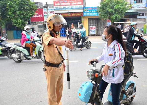 Thủ tướng Chính phủ yêu cầu bảo đảm trật tự an toàn giao thông và thực hiện nghiêm các quy định về phòng, chống dịch COVID-19 đối với thí sinh trong kì thi tốt nghiệp THPT năm 2020. Ảnh minh họa