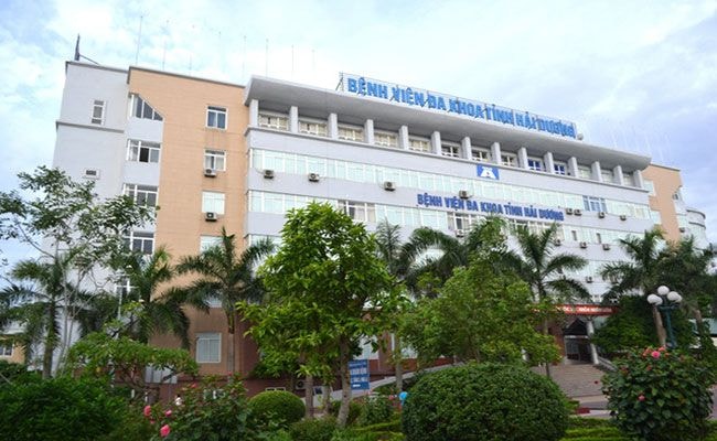 Nhân viên y tế bệnh viện Đa khoa Hải Dương có nguy cơ lây nhiễm COVID-19. Ảnh: TL.