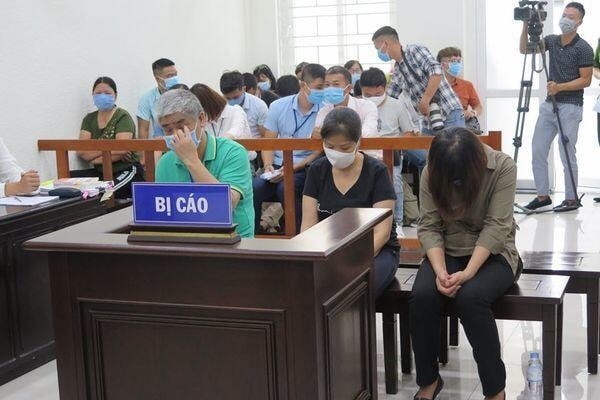 Các bị cáo tại phiên tòa