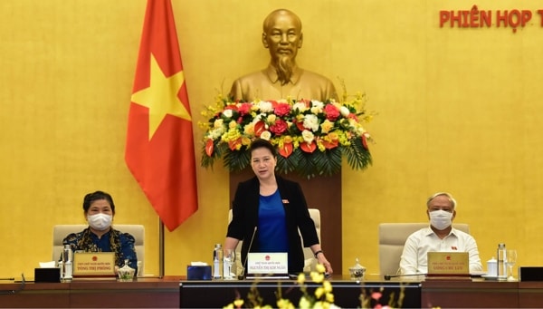 Chủ tịch Quốc hội Nguyễn Thị Kim Ngân phát biểu bế mạc Phiên họp thứ 47 của Ủy ban Thường vụ Quốc hội