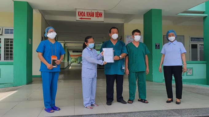 Bệnh nhân số 445 được công bố khỏi bệnh (ảnh TL).
