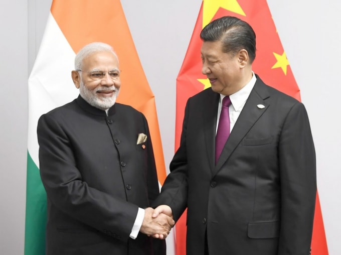 Thủ tướng Narendra Modi trong một cuộc gặp với Chủ tịch Trung Quốc Tập Cận Bình - Ảnh: IANS