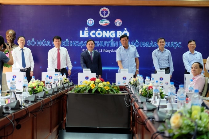 Lễ công bố số hóa và kế hoạch chuyển đổi số ngành dược đánh dấu bước tiến lớn trong ứng dụng công nghệ thông tin vào công tác quản lý, phát triển ngành dược (ảnh Trinh Phúc).