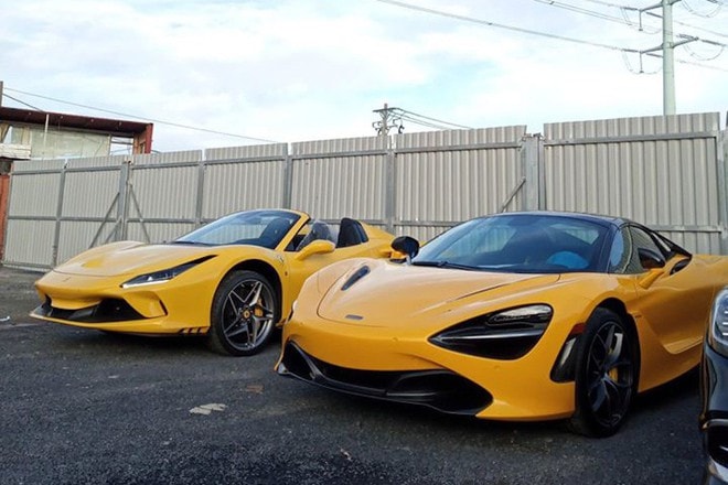 Cặp đôi màu vàng Ferrari F8 Spider và McLaren 720S cùng được đưa về Việt Nam. Ảnh: internet.