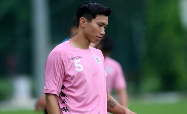 Hình ảnh Văn Hậu tập cùng Hà Nội FC chiều 17/8. Ảnh: internet.
