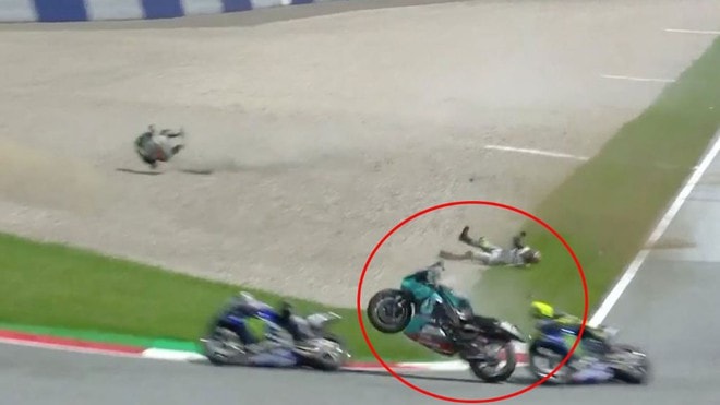 Hình ảnh vụ tai nạn khủng khiếp ở MotoGP tại Áo. Ảnh: internet.