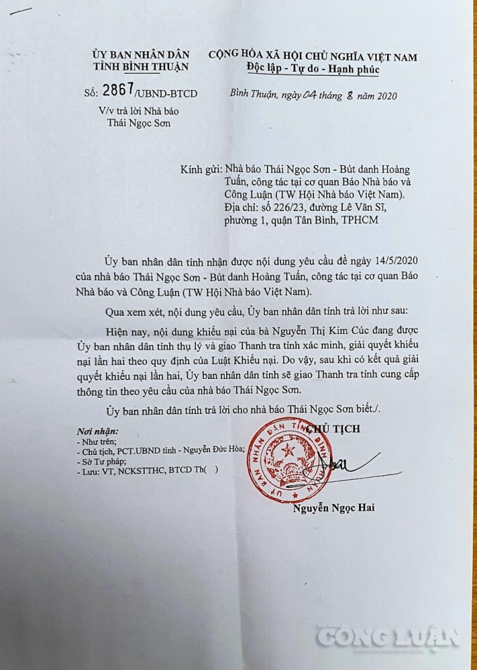 Chủ tịch UBND tỉnh Bình Thuận trả lời phóng viên một đường ...