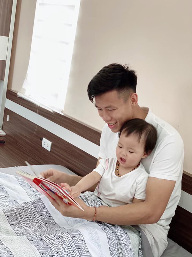 Quế Ngọc Hải không hổ danh là một ông bố tuyệt vời. Ảnh: internet.