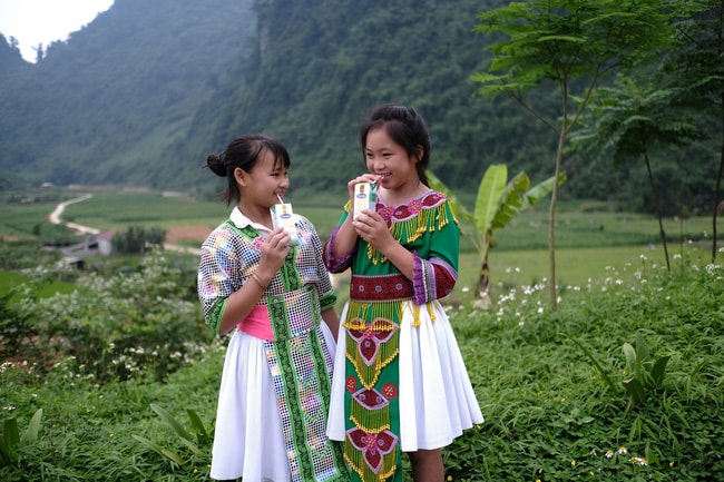 Bên cạnh chương trình hỗ trợ mổ tim cho trẻ em, 13 năm qua Vinamilk còn dành rất nhiều sự quan tâm cho đối tượng trẻ em qua chương trình Quỹ sữa Vươn cao Việt Nam
