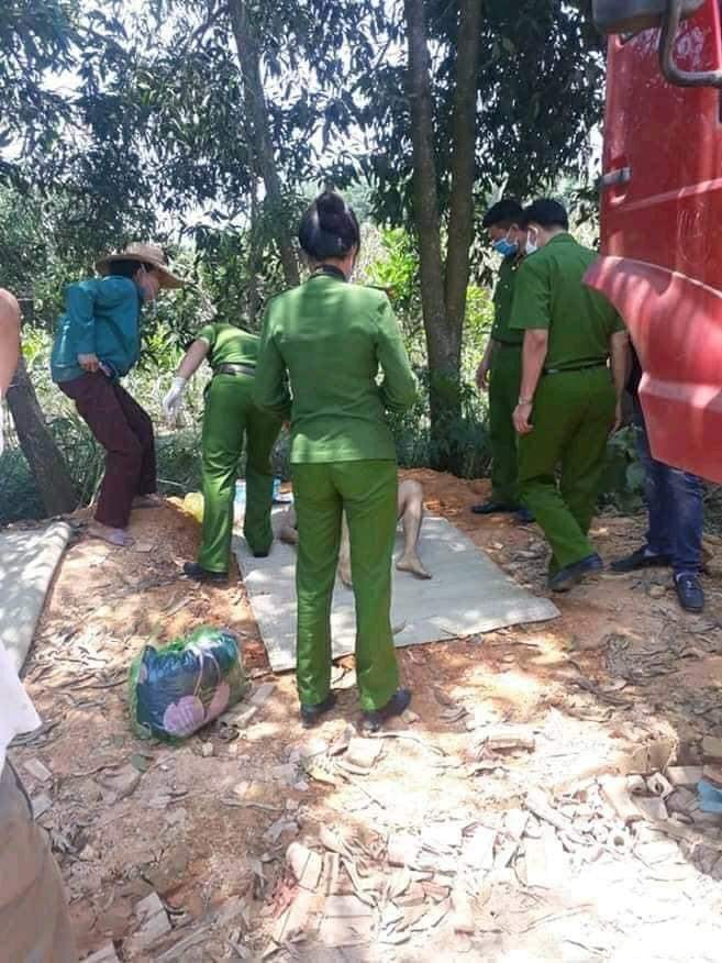 Việc khám nghiệm hiện trường, khám nghiệm tử thi là công việc đòi hỏi sự tinh thông về nghiệp vụ