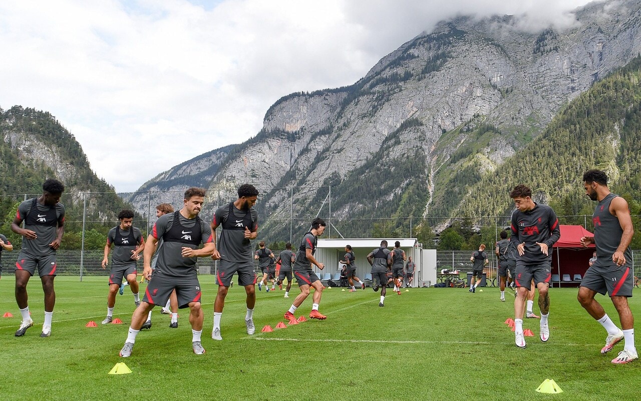 Hình ảnh các cầu thủ Liverpool đang có chuyến tập huấn tại Salzburg (Áo). Ảnh: internet.