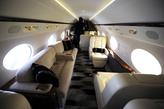 Chuyên cơ Gulfstream F550 có trang bị vô cùng hiện đại. Ảnh: internet.