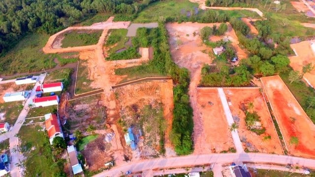 Do quản lý lỏng lẻo, nhiều diện tích đất rừng ở Phú Quốc bị một số cá nhân tự ý phân lô, băm nát