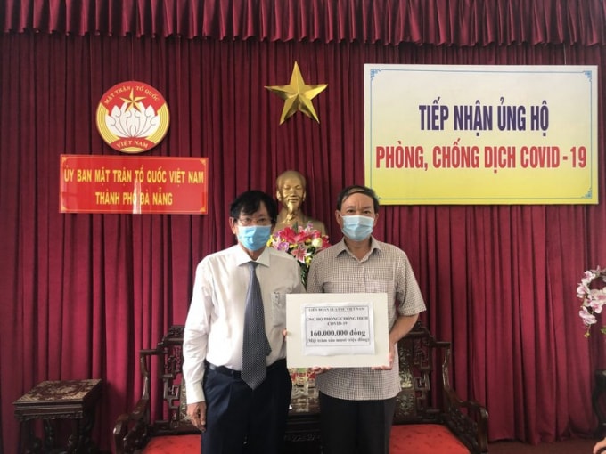Liên đoàn Luật sư Việt Nam trao tiền ủng hộ phòng, chống Covid-19 đến người dân TP Đà Nẵng