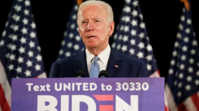 Ứng cử viên Tổng thống Đảng Dân chủ Hoa Kỳ và cựu Phó Tổng thống Joe Biden phát biểu trong một sự kiện vận động tranh cử về nền kinh tế Hoa Kỳ tại Đại học Bang Delaware ở Dover, Delaware, Hoa Kỳ ngày 5 tháng 6 năm 2020. Ảnh: Jim Bourg | Reuters
