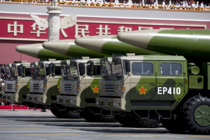 Một tên lửa DF-26 đã từ Thanh Hải bay vào Biển Đông hôm thứ Ba, theo một nguồn tin thân cận với quân đội Trung Quốc - Ảnh: Reuter