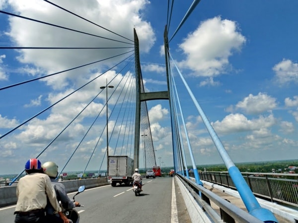 Cầu Mỹ Thuận - công trình do Ban quản lý dự án Mỹ Thuận làm chủ đầu tư trước khi chuyển đổi thành Tổng công ty Cửu Long vào năm 2011