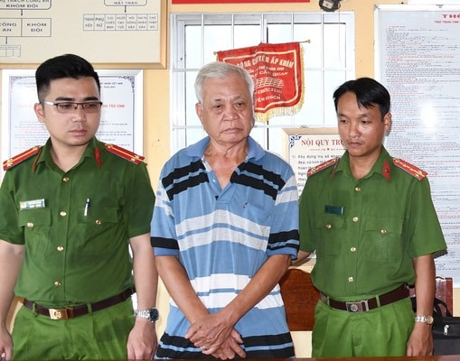 Bị can Trần Kim Lợi - nguyên Chủ tịch HĐQT quỹ tín dụng thị trấn Cầu Quan đã giả mạo chữ ký, chiếm đoạt hơn 5 tỷ đồng.