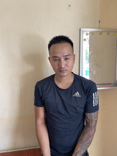 Đối tượng Nguyễn Văn Thiết tại cơ quan công an