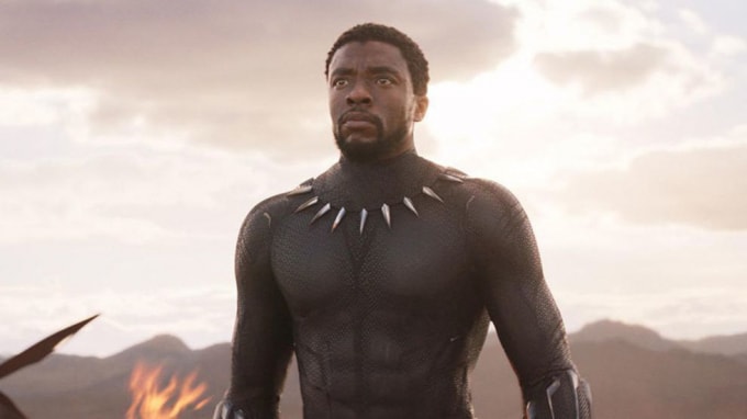 Chadwick Boseman, người thủ vai chính trong loạt phim Black Panther (Chiến binh Báo đen) đình đám của Marvel.