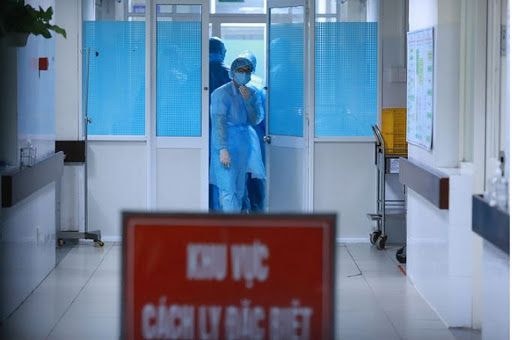 Hiện tại, Việt Nam ghi nhận tổng cộng 1.040 ca mắc COVID-19. Ảnh: internet.